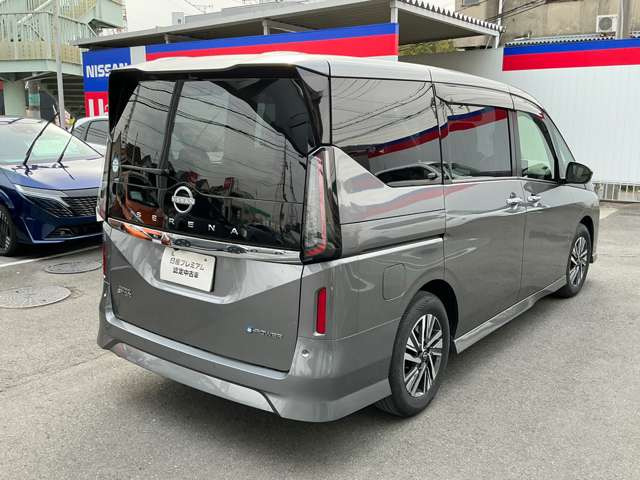 セレナ1.4 e-POWER ハイウェイスターV