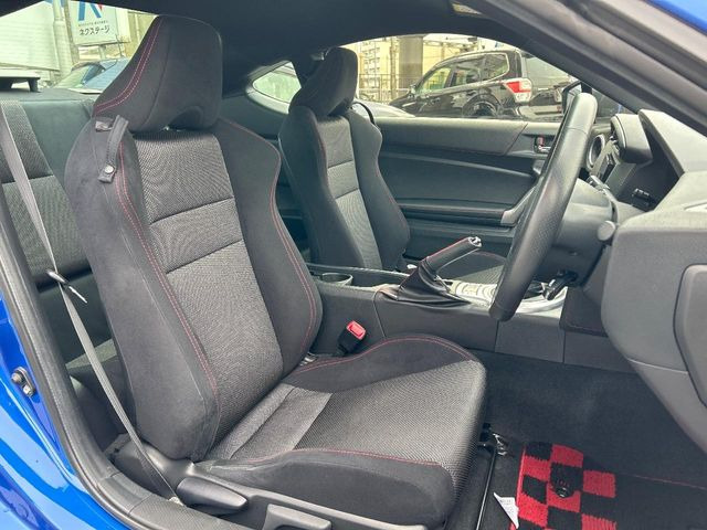 �h���C�o�[�ɂ���ĉ^�]���₷���|�W�V�����͈قȂ�A���̎Ԃ͂ǂ��Ȃ̂��s���Ȃ��Ƃ�����܂���ˁB�C�ɂȂ邨�Ԃ͓X���ŏ�荞��ł��m�F���������܂���