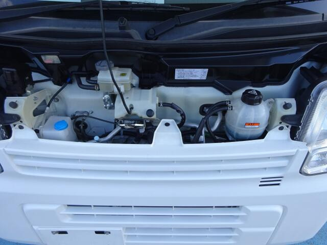 �G���W�����[�������ꂢ�ł���B�@�֋@�\�n���ǍD�ł��B�[�ԑO�ɓ_���������s���܂��B�G���W���I�C���E�I�C���t�B���^�[���͌����v���܂��B