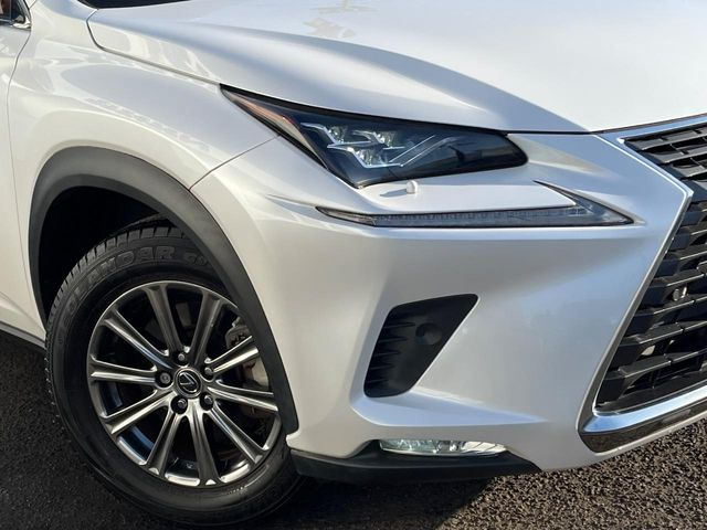 �y�O��LED�w�b�h���C�g�z�X�^�C���b�V���Ȍ����ڂ̎O��LED�w�b�h���C�g�𑕔���X�^�C�������łȂ��A��Ԃ̑��s�����E�ǍD�ň��S���Ă���肢�������܂��B