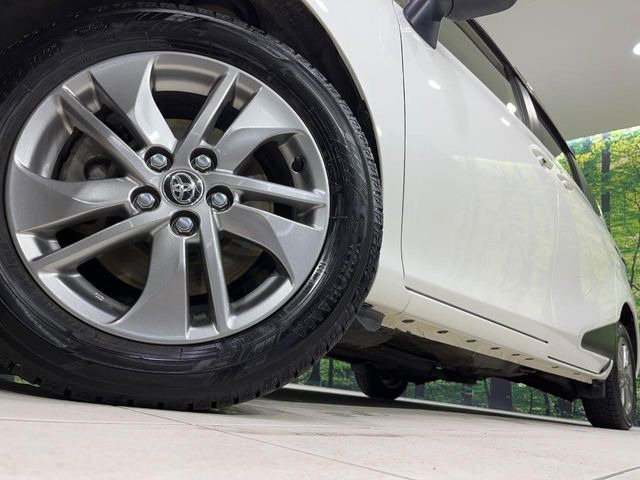 �y����15�C���`�A���~�z�C�[���z�O�ςɃ}�b�`���������A���~�z�C�[���𑕒����Ă���܂��B�e��ЊO�A���~�z�C�[����A�X�^�b�h���X�^�C�����戵�����Ă���܂��B���񂲑��k����������