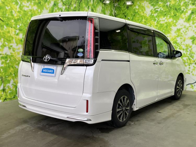 エスクァイア2.0 Gi プレミアムパッケージ