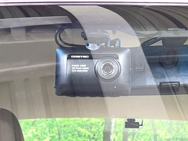 �y�h���C�u���R�[�_�[�z���S�E���S�ȃJ�[���C�t�ɕK�{�̃h���C�u���R�[�_�[�𑕔�!���s���͂������A������^�]�⎖�̂ɑ��������ۂ̏󋵂��f���ŋL�^���A����̃��X�N�ɔ����܂��B