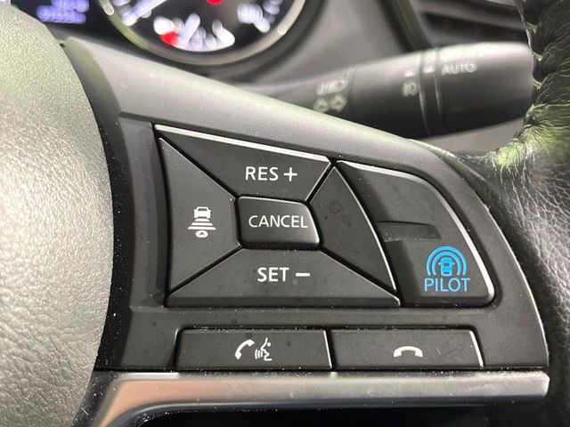 �y�v���p�C���b�g�z�������H�ł̒��������s���y��!!�a�؎��Ə��񑖍s�̃V�[���ŁA�A�N�Z���E�u���[�L�E�X�e�A�����O�������Ő��䂵�A�������^�]�̕��S���y�����Ă���܂���