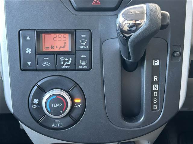 �F�l�̂����X�A�y�X�}�C���X�^�b�t�ꓯ���҂����Ă���܂�!���Ј�x�A�����X����������