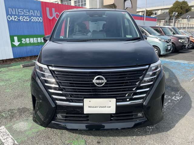 セレナ1.4 e-4ORCE ハイウェイスターV 4WD