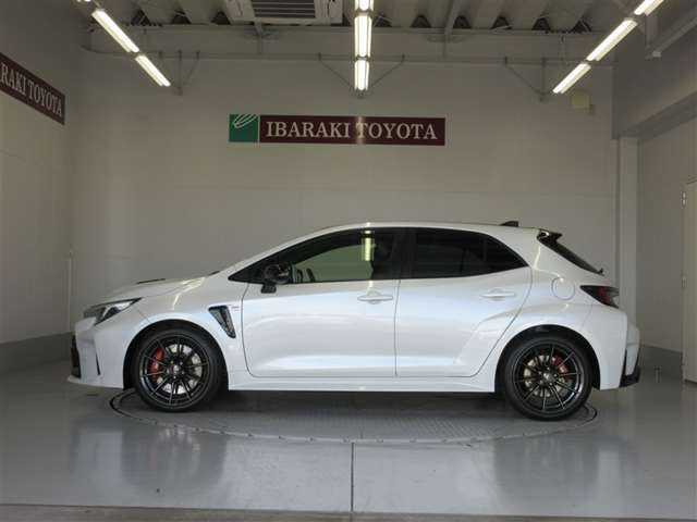 GRカローラ1.6 RZ 4WD