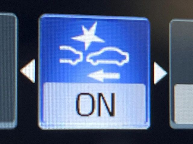 �y�v���N���b�V���Z�[�t�e�B�z�O���̎ԗ��������m���A�Փ˂������Ȏ��͌x��Œ��ӂ𑣂��A�u���[�L�𓥂ޗ͂��T�|�[�g�B�u���[�L�𓥂߂Ȃ������ꍇ�͏Փ˔�Q�y���u���[�L���쓮�A�Փˉ�����T�|�[�g���܂��B