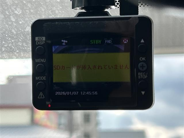 エスクァイアハイブリッド1.8 Gi プレミアムパッケージ ブラックテイラード