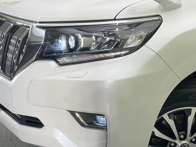 �yLED�w�b�h���C�g�z���V����ԑ��s�����ǍD�Ȏ��E���m�ۂ����S���ĉ^�]�ł��鍂�P�xLED�w�b�h���C�g�𑕔�!�_�����x�������A����d�͂��}�����Ă��܂��B