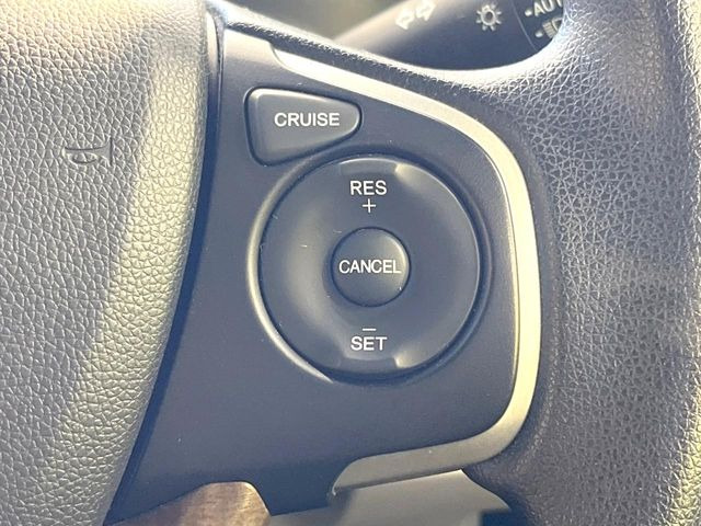 �y�N���[�Y�R���g���[���z�������H�����N���N���s�B�A�N�Z���𗣂��Ă���葬�x�ő��s���ł��A�������^�]���̕��S���y��!�����E�������ȒP�ȃX�C�b�`����Œ����ł��܂��B