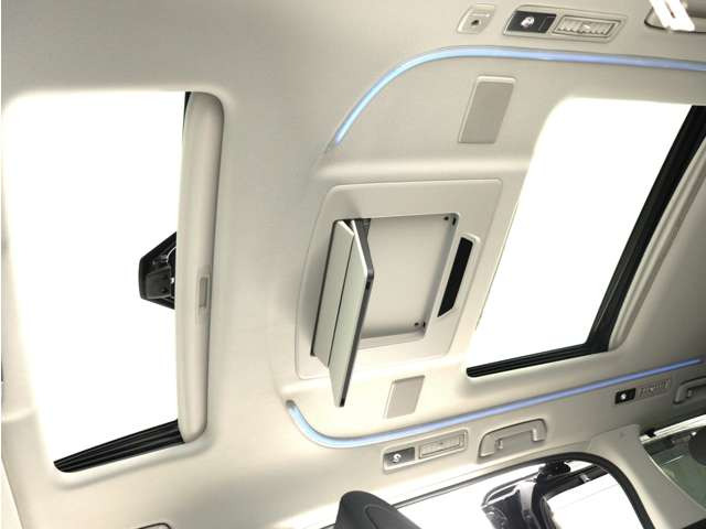 ヴェルファイアハイブリッド 2.5 ZR Gエディション E-Four 4WD