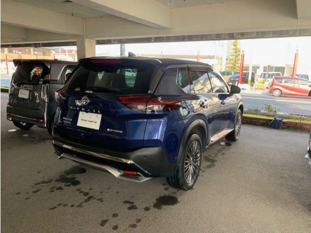 エクストレイル1.5 AUTECH アドバンスド パッケージ e-4ORCE 4WD