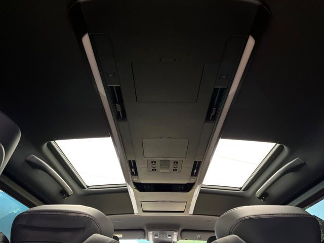 �y���E�Ɨ����[�����[�t�z2��ڍ��E�Ȃɂ��ꂼ��z�u���ꂽ�K���X���[�t!�������ɍ��킹�ĕБ������V�F�[�h��߂邱�Ƃ��\�ł�!