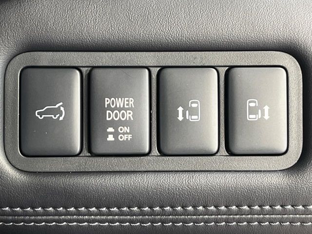 �y�����p���[�X���C�h�h�A�z�X�}�[�g�L�[��^�]�Ȃ̃X�C�b�`�Ō�ȗ����X���C�h�h�A�̊J���\���d��������͂����ăh�A���J����K�v�������A�����Ȃ��q�l�ł��ȒP�ɊJ���߂ł����K�ł���