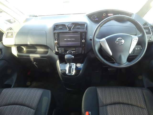 セレナ2.0 ハイウェイスター Vセレクション+Safety S-HYBRID アドバンスドSafetyパッケージ