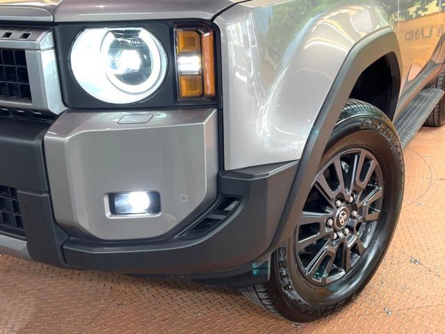 �y�ۖ�LED�w�b�h���C�g�z���V����ԑ��s�����ǍD�Ȏ��E���m�ۂ����S���ĉ^�]�ł��鍂�P�xLED�w�b�h���C�g�𑕔�!�_�����x�������A����d�͂��}�����Ă��܂��B