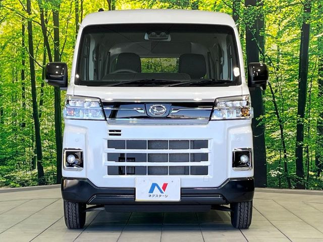 ���Ђł́A�S�ԁw�C�����Ȃ��x�̂��Ԃ̂ݎ�舵���Ă���܂��B��C�o�C���[�ɂ�錵�I�����d����̌�A���Ɍ�̎ԗ��`�F�b�N���s���A�l�N�X�e�[�W���F�肵�����i���Ȓ��ÎԂ����񋟂��Ă���܂��B