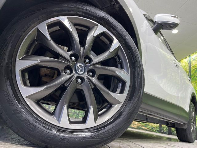 �y����19�C���`�A���~�z�C�[���z�O�ςɃ}�b�`���������A���~�z�C�[���𑕒����Ă���܂��B�e��ЊO�A���~�z�C�[����A�X�^�b�h���X�^�C�����戵�����Ă���܂��B���񂲑��k����������