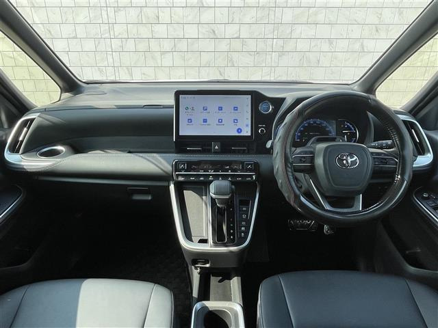 ノア1.8 ハイブリッド S-Z