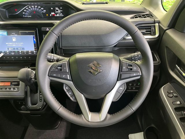 �y�����v�����X�e�A�����O�z�㎿�Ȋv���g�p���邱�ƂŁA��ɂ����������݂ƂĂ��^�]���₷���n���h���ł���