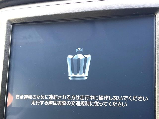 �y���[�J�[�����i�r�z�C���e���A�ɗn�����ރX�^�C���b�V���ȁu��p�݌v�v���[�J�[�i�r�𑕔��􎋔F���⑀�쐫�ȂǊ�{���\�ɂ��D��A���㎿�ȃJ�[���C�t�����y���݂��������܂��B