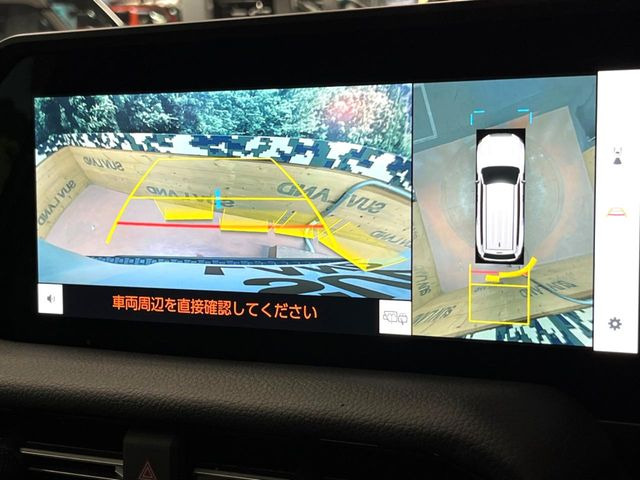 �y�p�m���~�b�N�r���[���j�^�[�z��p�̃J�����ɂ��A�ォ�猩���낵���悤�Ȏ��_��360�x�N���}�̎��͂��m�F���邱�Ƃ��ł��܂������p�������m�F���₷���A�����ꏊ�ł̐؂�Ԃ��⒓�Ԃ��X���[�Y�ɍs���܂��B