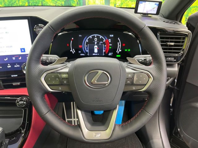 �y�g���^�Z�[�t�e�B�Z���X�z���s���ɑO���̎ԗ�����F�����A�Փ˂������Ȏ��͌x��ƃu���[�L�ŏՓˉ���Ɣ�Q�y�����A�V�X�g�B�����S�Ƀh���C�u�����y���݂��������܂��B