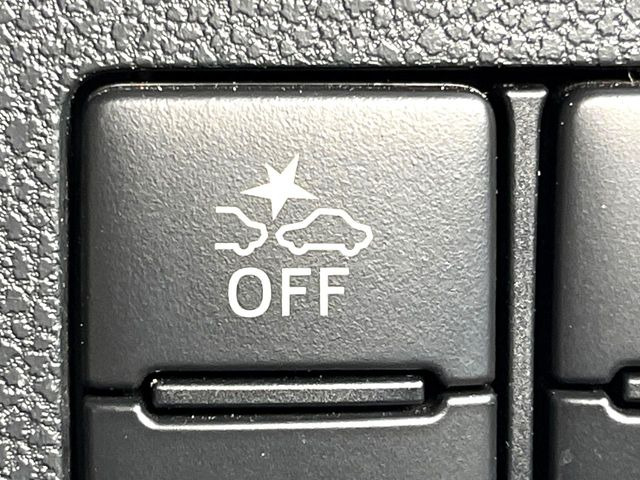 �y�X�}�[�g�A�V�X�g�z���s���ɑO���̎ԗ�����F�����A�Փ˂������Ȏ��͌x��ƃu���[�L�ŏՓˉ���Ɣ�Q�y�����A�V�X�g�B�����S�Ƀh���C�u�����y���݂��������܂��B