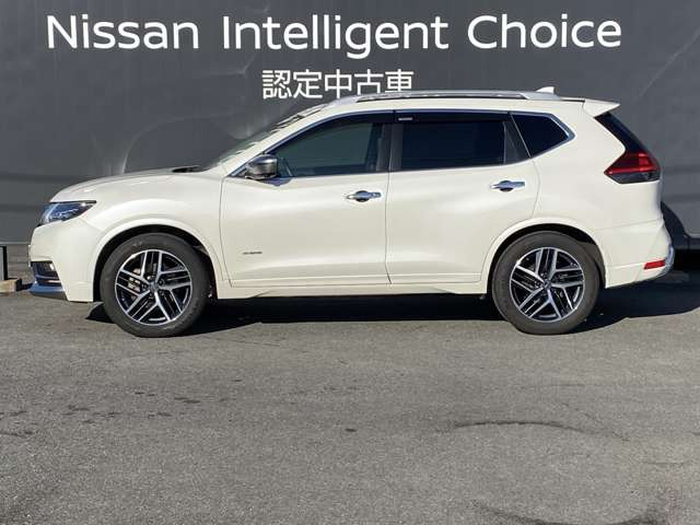 エクストレイル2.0 AUTECH iパッケージ ハイブリッド 4WD