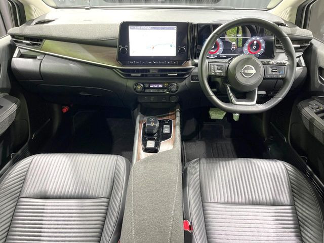 ノートオーラ1.2 G レザーエディション