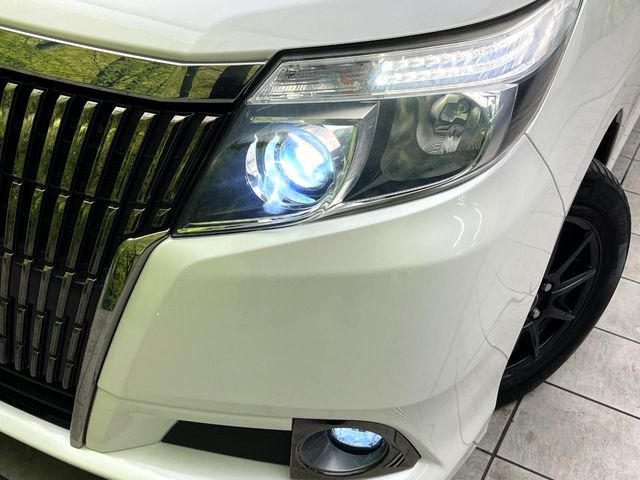 �yLED�w�b�h���C�g�z���V����ԑ��s�����ǍD�Ȏ��E���m�ۂ����S���ĉ^�]�ł��鍂�P�xLED�w�b�h���C�g�𑕔�!�_�����x�������A����d�͂��}�����Ă��܂��B