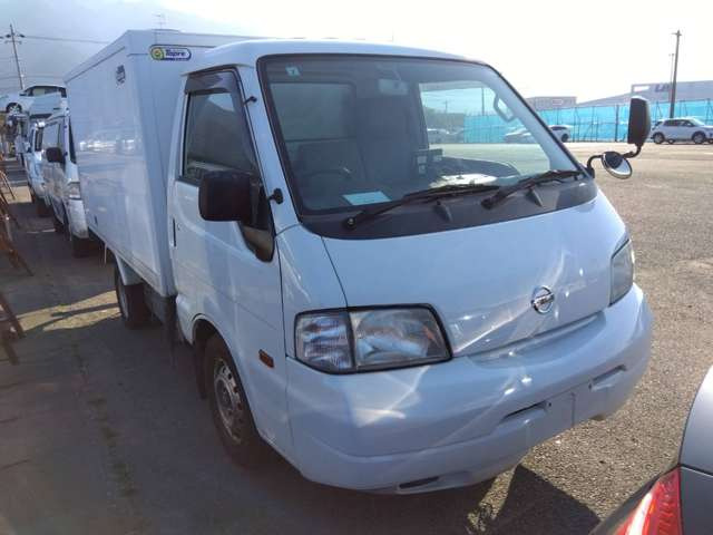 バネットトラック冷蔵冷凍車