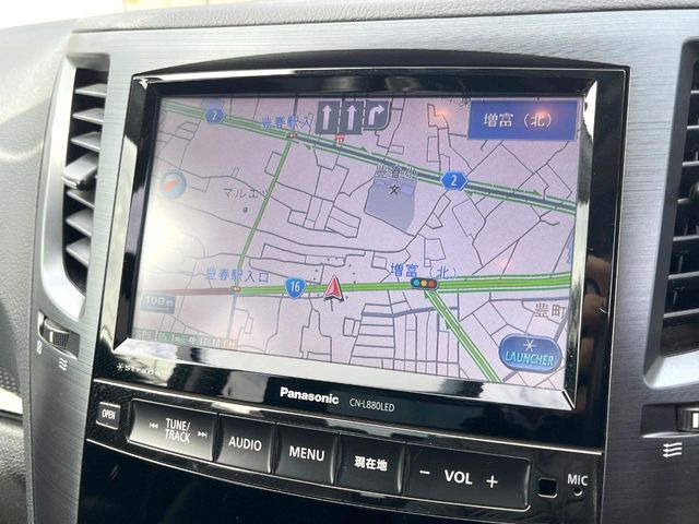 �y����8�^�r���g�C���i�r�z�C���e���A�ɗn�����ރX�^�C���b�V���ȁu��p�݌v�i�r�v�𑕔��􎋔F���⑀�쐫�ȂǊ�{���\�ɂ��D��A���㎿�ȃJ�[���C�t�����y���݂��������܂��B