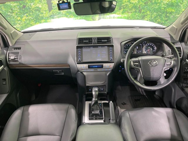 グループ総在庫数約30,000台!!全国の系列店からメーカー・車種問わずご紹介出来るので、あなたにピッタリのお車が見つかるはずです♪まずはお問い合わせ下さい☆