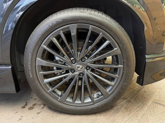 �y����21�C���`�A���~�z�C�[���z�O�ςɃ}�b�`���������A���~�z�C�[���𑕒����Ă���܂��B�e��ЊO�A���~�z�C�[����A�X�^�b�h���X�^�C�����戵�����Ă���܂��B���񂲑��k����������