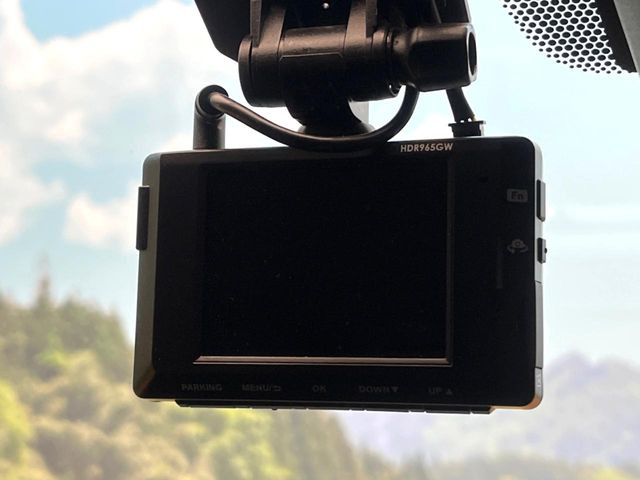 �y�h���C�u���R�[�_�[�z�h���C�u���R�[�_�[����!���s���͂������A������^�]�⎖�̂ɑ��������ہA�f���ŋL�^���A����̃��X�N�ɔ����܂��B���L�^�pSD�J�[�h�͂��q�l�����g�ł��������������K�v������܂��B