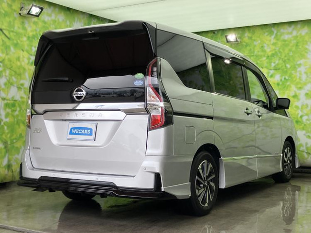 セレナ2.0 ハイウェイスターV