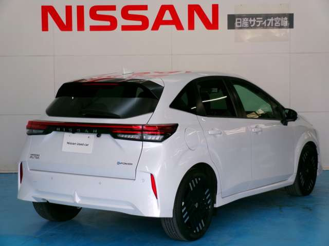 ノートオーラ1.2 G レザーエディション