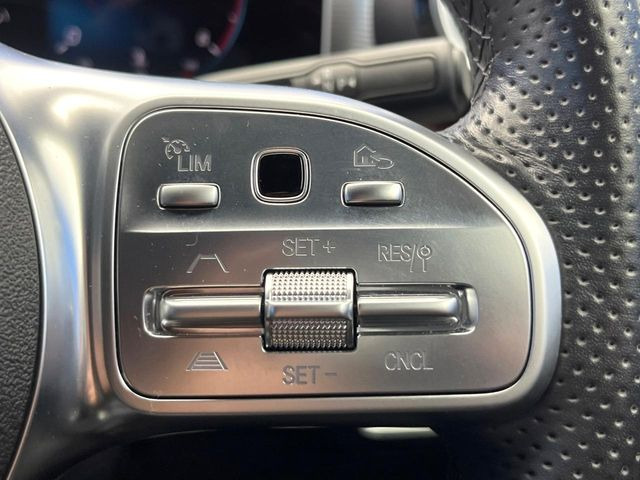 ���f�B�X�g���j�b�N�v���X:�s�s�A�x�O�A�������H�Ȃǂ̑��s���ɁA�X�e���I�}���`�p�[�p�X�J�����ƃ��[�_�[�Z���T�[�ɂ��A�O���Ԃ�F�����đ��x�ɉ������Ԋԋ������ێ����鎟����̃N���R��!