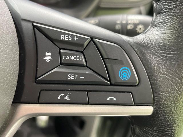 �y�v���p�C���b�g�z�������H�ł̒��������s���y��!!�a�؎��Ə��񑖍s�̃V�[���ŁA�A�N�Z���E�u���[�L�E�X�e�A�����O�������Ő��䂵�A�������^�]�̕��S���y�����Ă���܂���