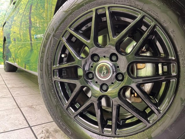 �y16�C���`�A���~�z�C�[���z�O�ςɃ}�b�`�����A���~�z�C�[���𑕒����Ă���܂��B�e��A���~�z�C�[����A�X�^�b�h���X�^�C�����戵�����Ă���܂��B���񂲑��k����������