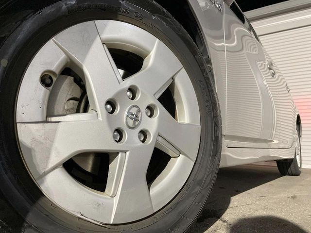 �y15�C���`�A���~�z�C�[���z�O�ςɃ}�b�`�����A���~�z�C�[���𑕒����Ă���܂��B�e��A���~�z�C�[����A�X�^�b�h���X�^�C�����戵�����Ă���܂��B���񂲑��k����������