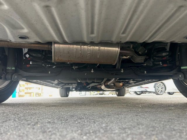 ����肪���ꂢ�Ȃ����ɁA�h�K���H�̎{�H���I�X�X���B�~��n��͂������A���ݕ��ɂ��Z���̕���A��Ń}�����E�E�B���^�[�X�|�[�c���������ɂ��D�]���������Ă���܂��B