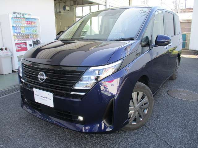 セレナ1.4 e-4ORCE XV 4WD