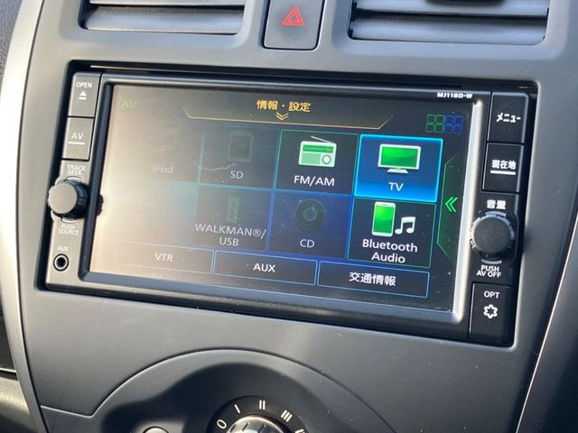 �y�����i�r�z�l�C�̏����i�r�𑕔��B�I�[�f�B�I�@�\���[�����Ă���ABluetooth�ڑ�����΂������̃X�}�z��MP3�v���C���[�̉��y���Đ��\!�����̉^�]������Ɋy�����Ȃ�܂�!!