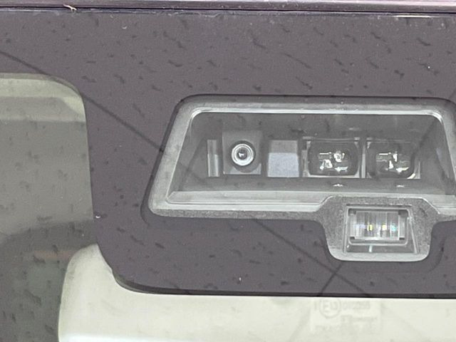 �y�X�Y�L �Z�[�t�e�B�T�|�[�g�z���s���ɑO���̎ԗ�����F�����A�Փ˂������Ȏ��͌x��ƃu���[�L�ŏՓˉ���Ɣ�Q�y�����A�V�X�g�B�����S�Ƀh���C�u�����y���݂��������܂��B