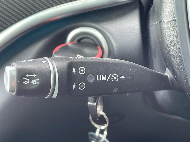 ���f�B�X�g���j�b�N�v���X:�s�s�A�x�O�A�������H�Ȃǂ̑��s���ɁA�X�e���I�}���`�p�[�p�X�J�����ƃ��[�_�[�Z���T�[�ɂ��A�O���Ԃ�F�����đ��x�ɉ������Ԋԋ������ێ����鎟����̃N���R��!