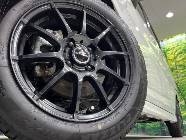 【15インチアルミホイール】外観にマッチしたアルミホイールを装着しております。各種アルミホイールや、スタッドレスタイヤも取扱いしております。是非ご相談ください♪