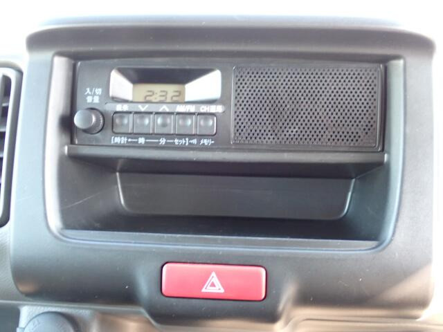 ���W�I���t���Ă܂��B